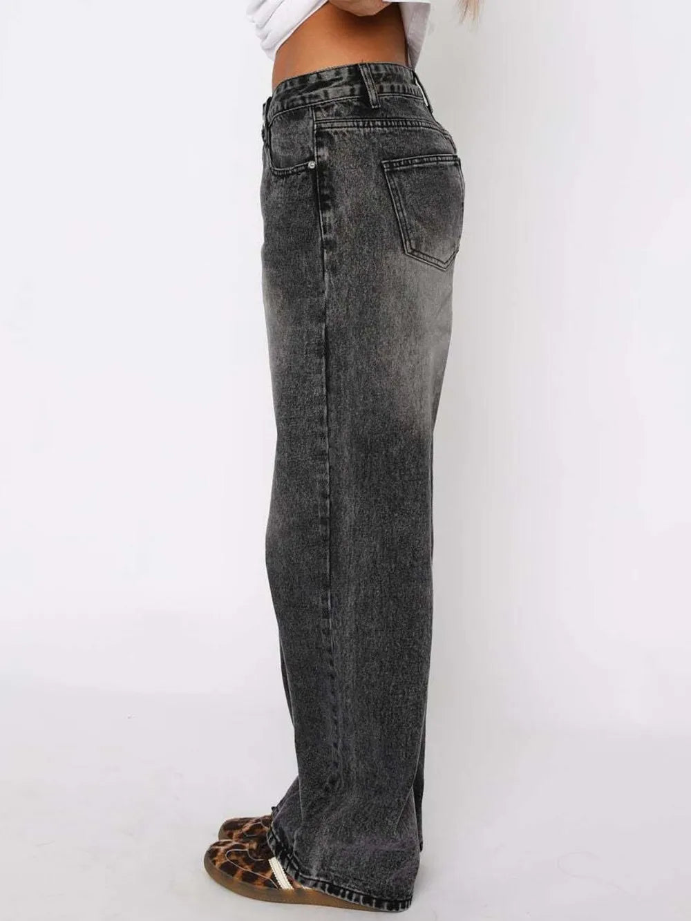 Image of 02f75182-2e8e-4248-9304-313a065b0c9c-Max