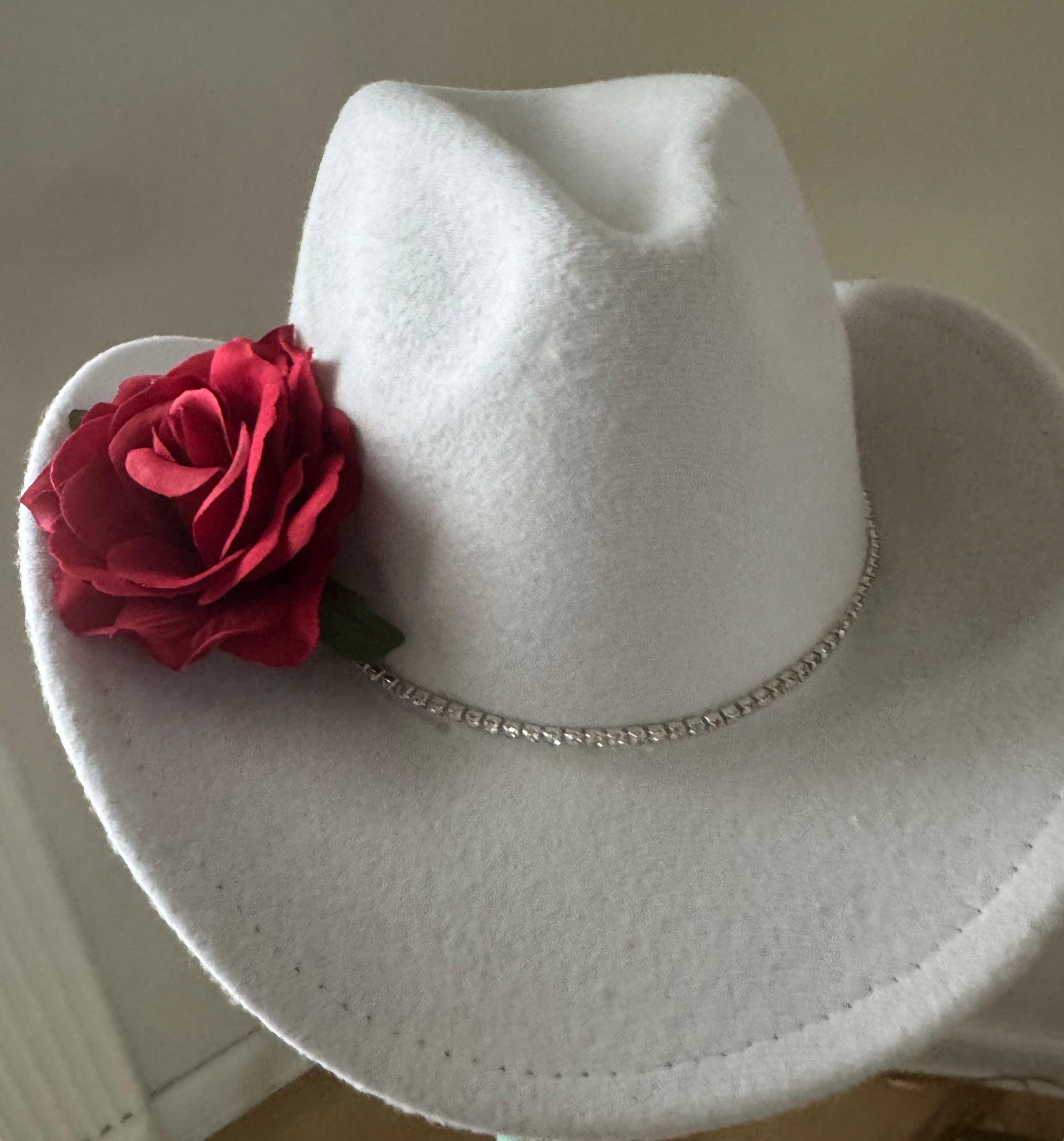 Image of Roses Are Red White Rhinestone Cowgirl Hat